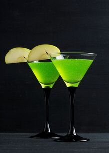 2 Vodka Appletini Cocktails
